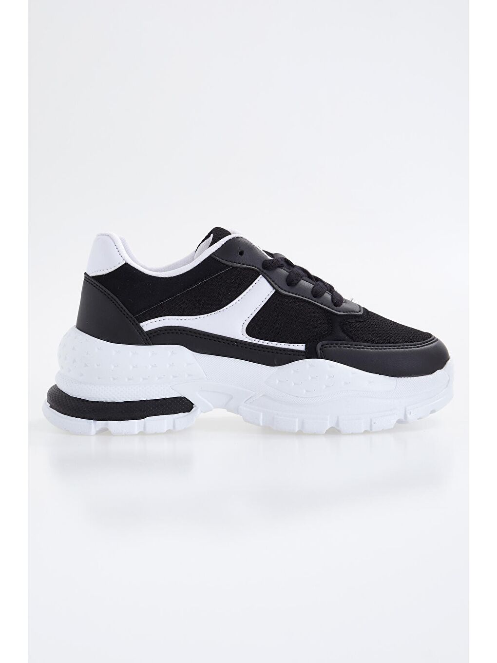 Siyah Bağcıklı Yüksek Taban Günlük Kadın Spor Ayakkabı - 89077