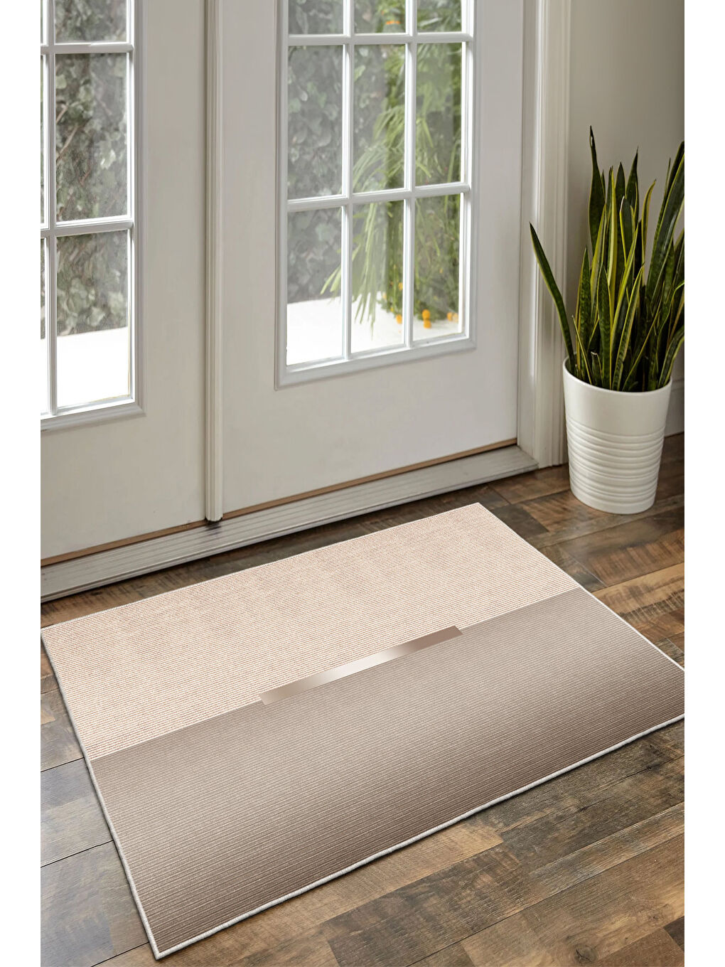 Kahverengi Dekoratif Özel Tasarım Yıkanabilir İnce Kaymaz Tabanlı Modern Halı KECE FR45-2