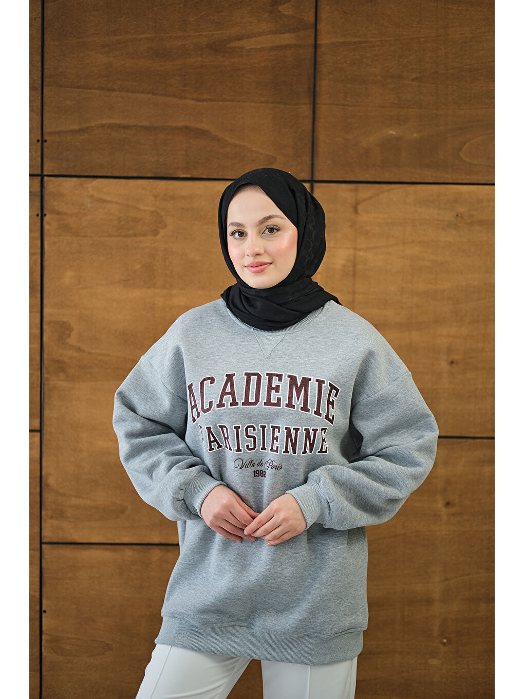 Kadın Yazı Baskılı Nakış İşlemeli Oversize Sweat Koyu Gri-2