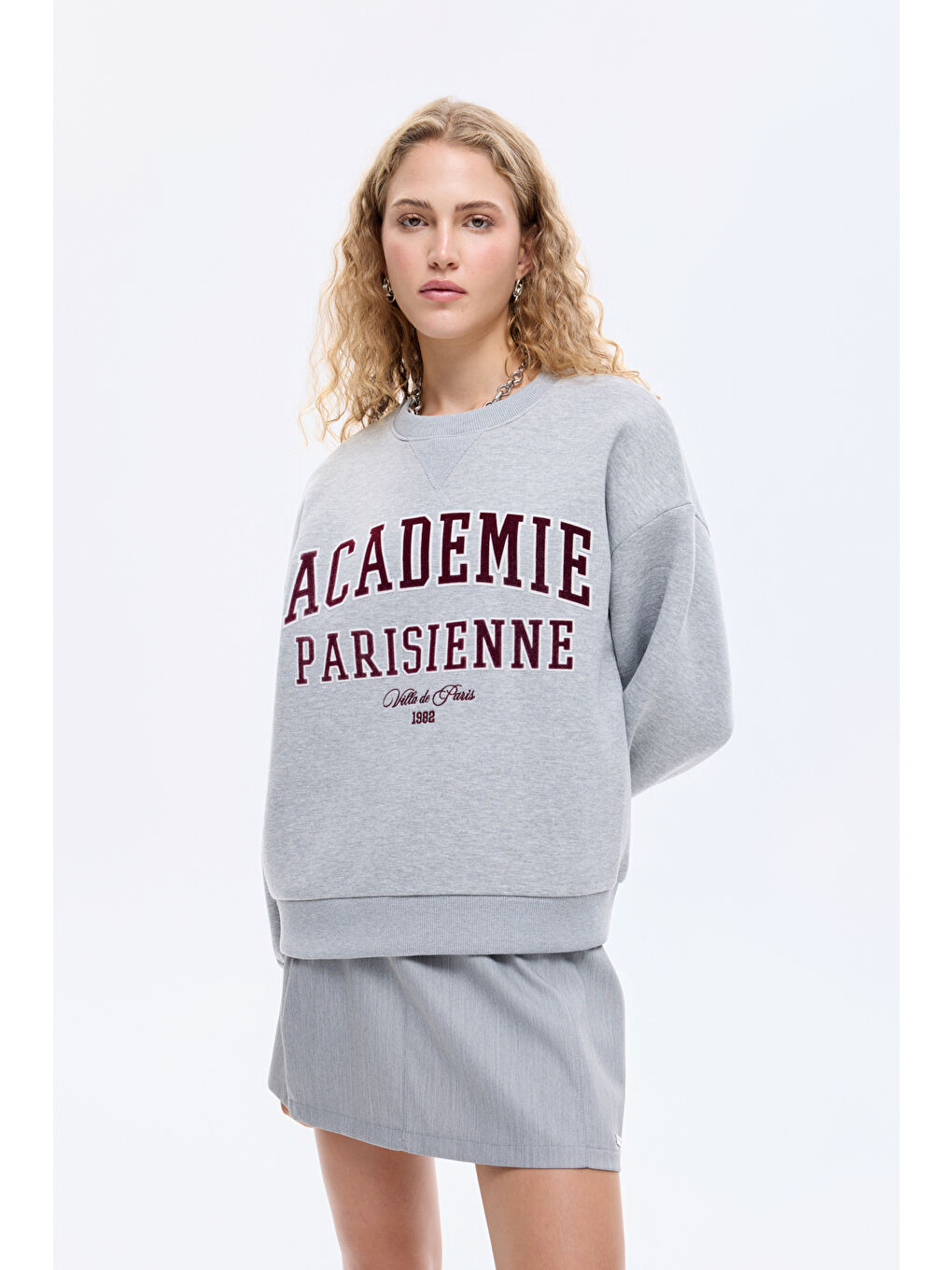 Yazı Baskılı Nakış İşlemeli Oversize Sweatshirt Grimelanj-3