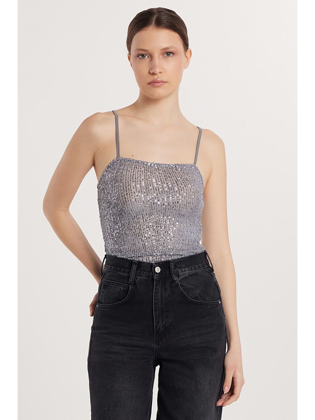 Kadın Slim Fit Dar Kesim Gri Sıfır Kol U Yaka Bluz