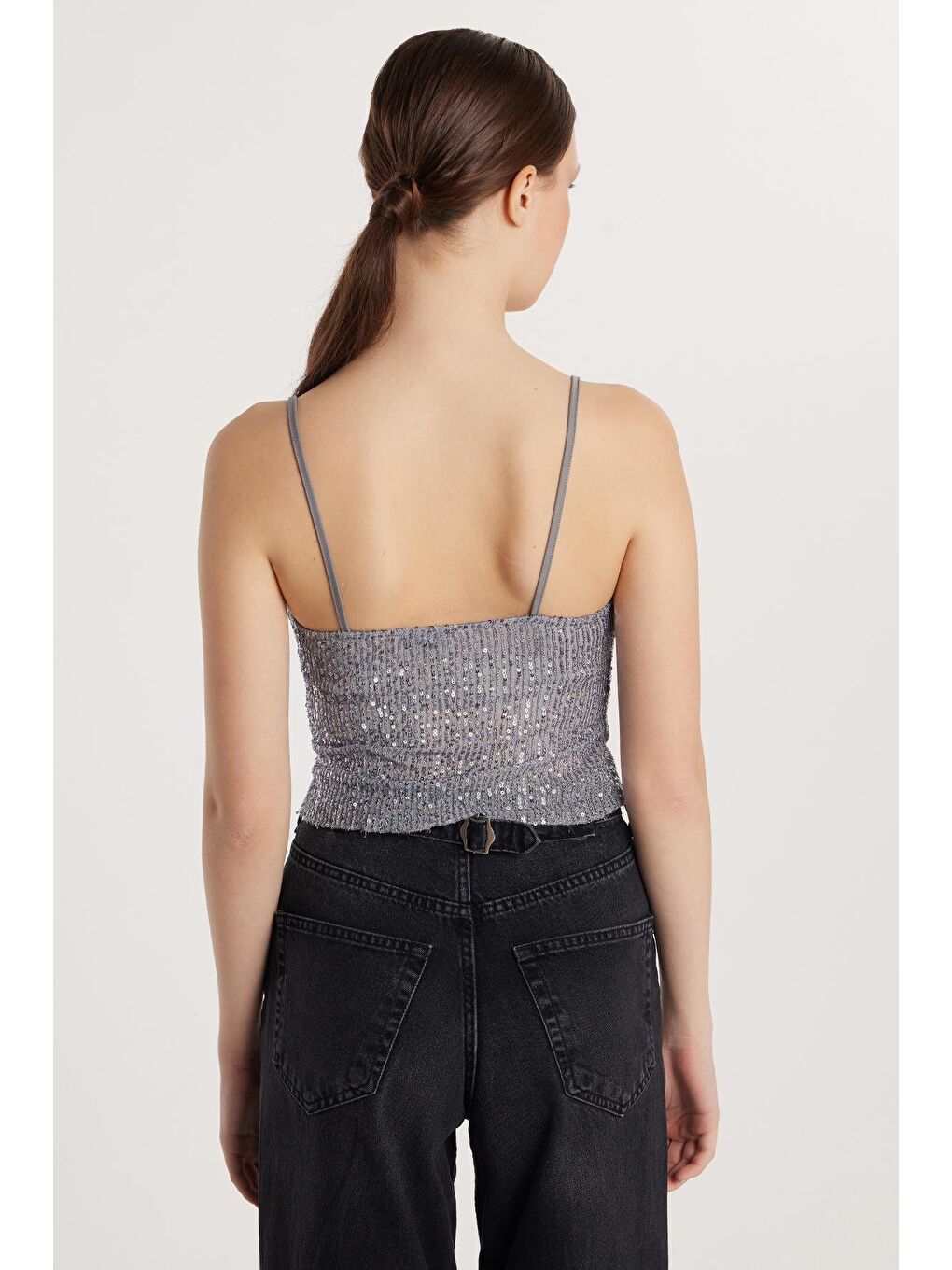 Kadın Slim Fit Dar Kesim Gri Sıfır Kol U Yaka Bluz-4