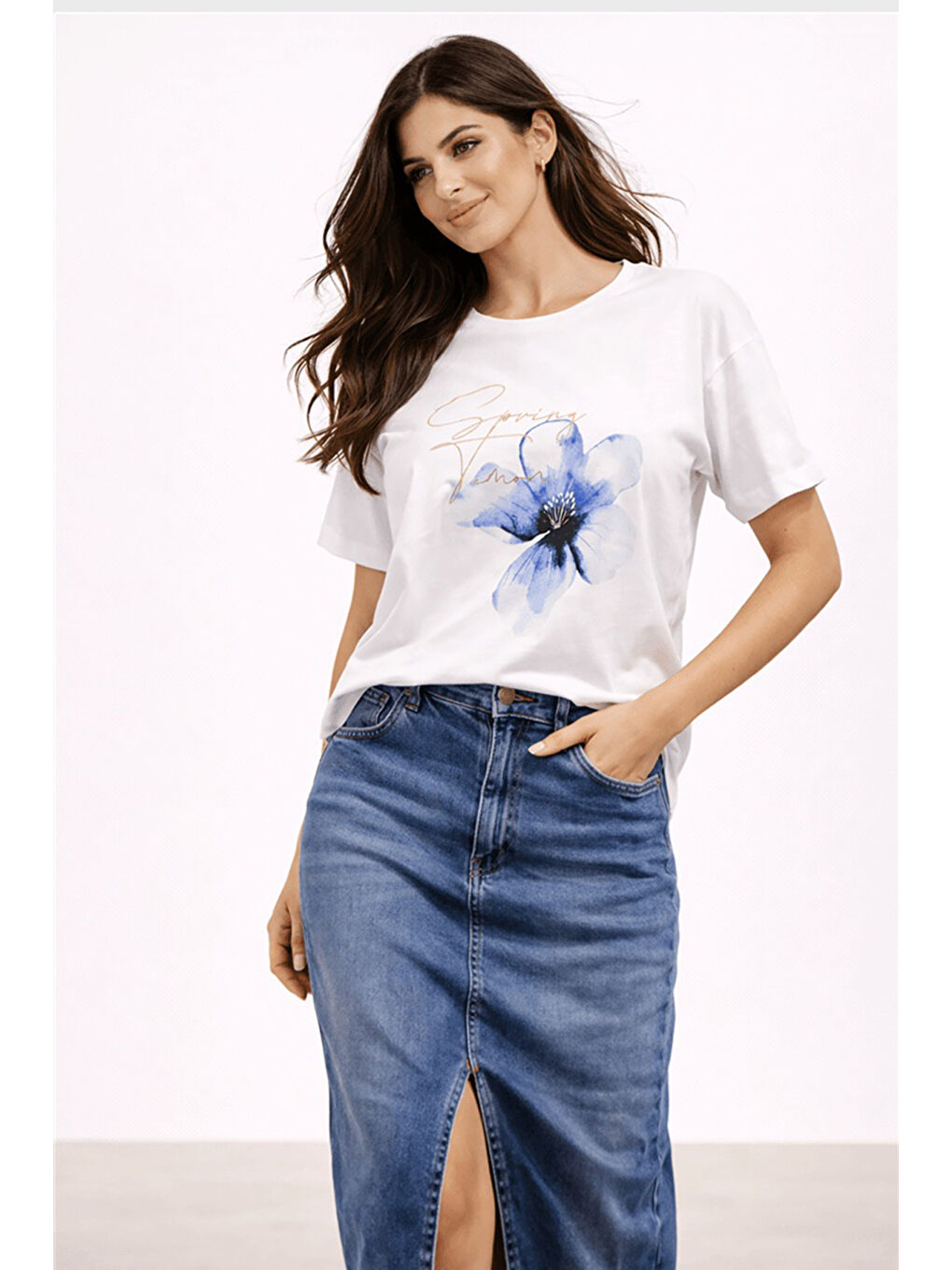 Beyaz Pamuklu Regulara Fit Baskılı Bisiklet Yaka Kadın T Shirt 26Y0237K1-1