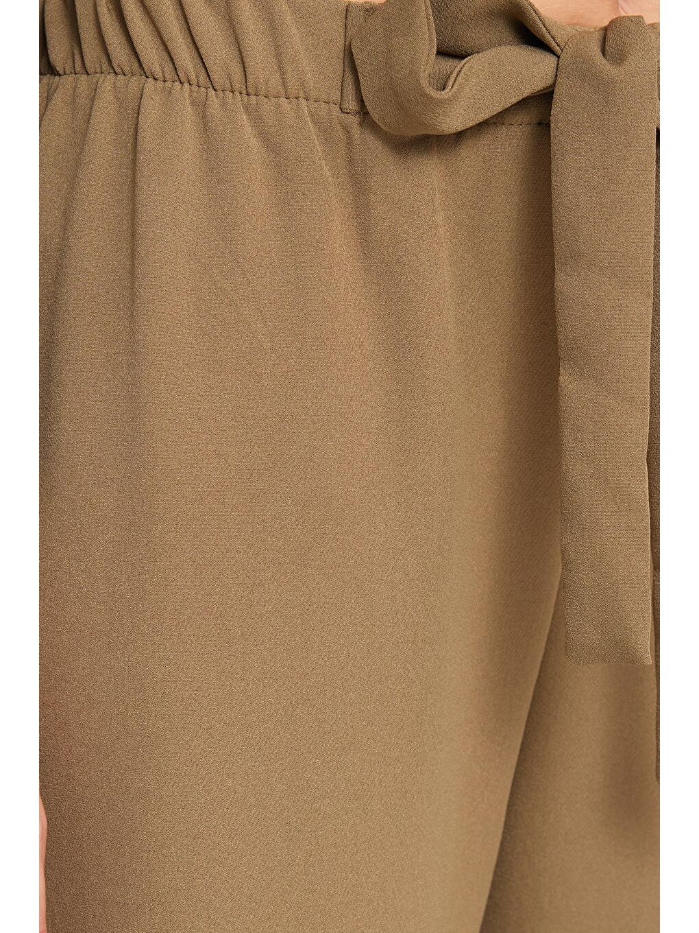 Kadın Relax Fit Rahat Kesim Lastikli Kuşak Bağlamalı Geniş Paça Haki Pantolon-5