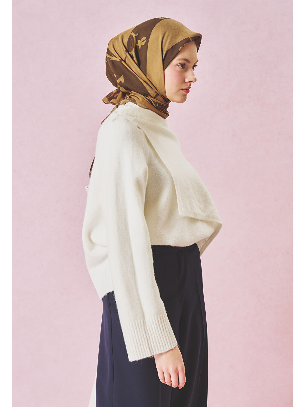 Kahverengi LOVE REVERIE DESEN FLOŞ VİSKON EŞARP ROASTED COFFEE-4