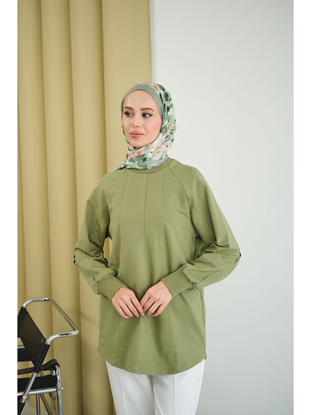 Kadın Dikiş Detaylı Bisiklet Yaka Sweat Yeşil-1