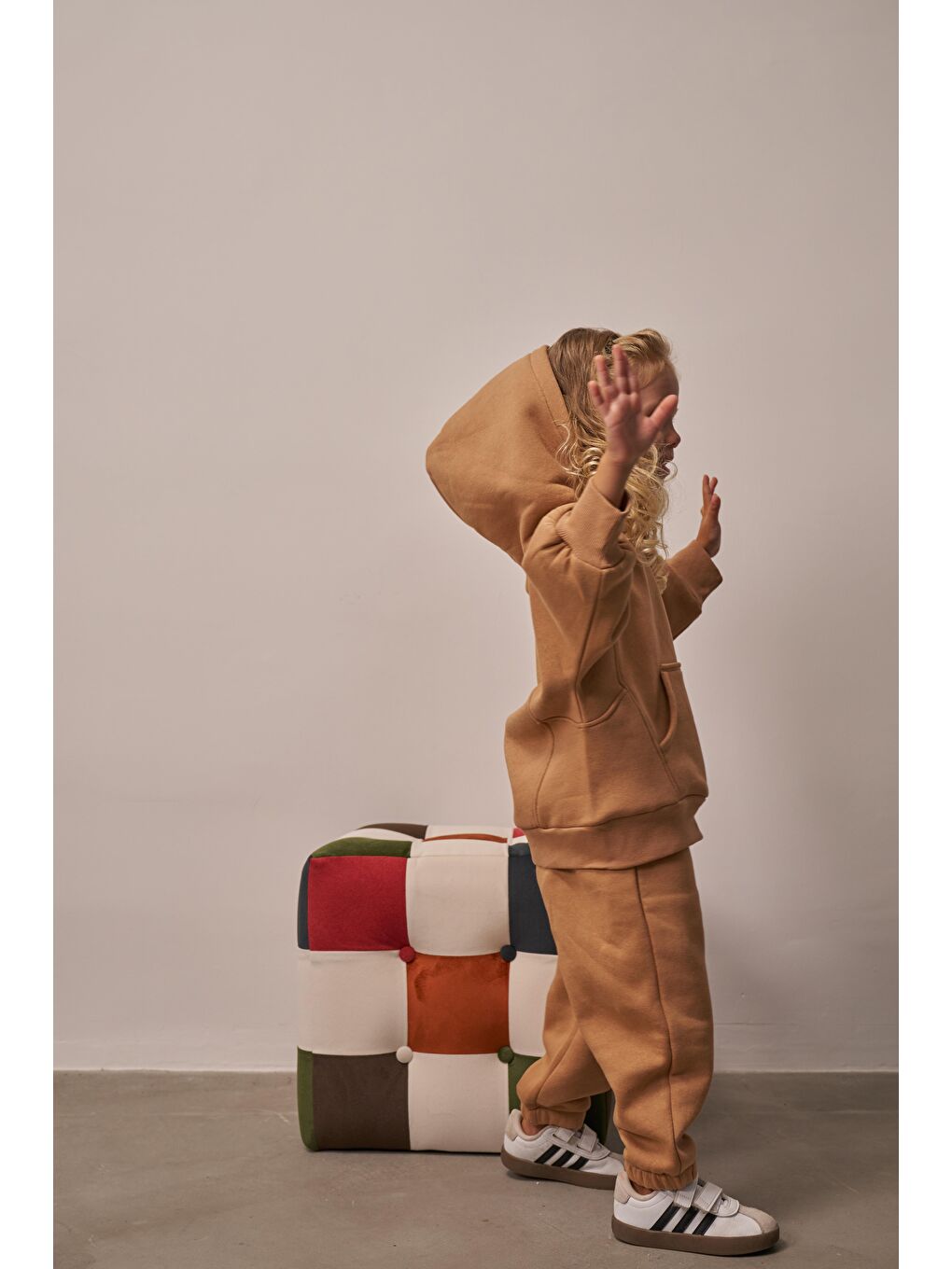 Kahverengi Sütlü Kahve Çocuk Kanguru Cepli Oversize Eşofman Takımı-3