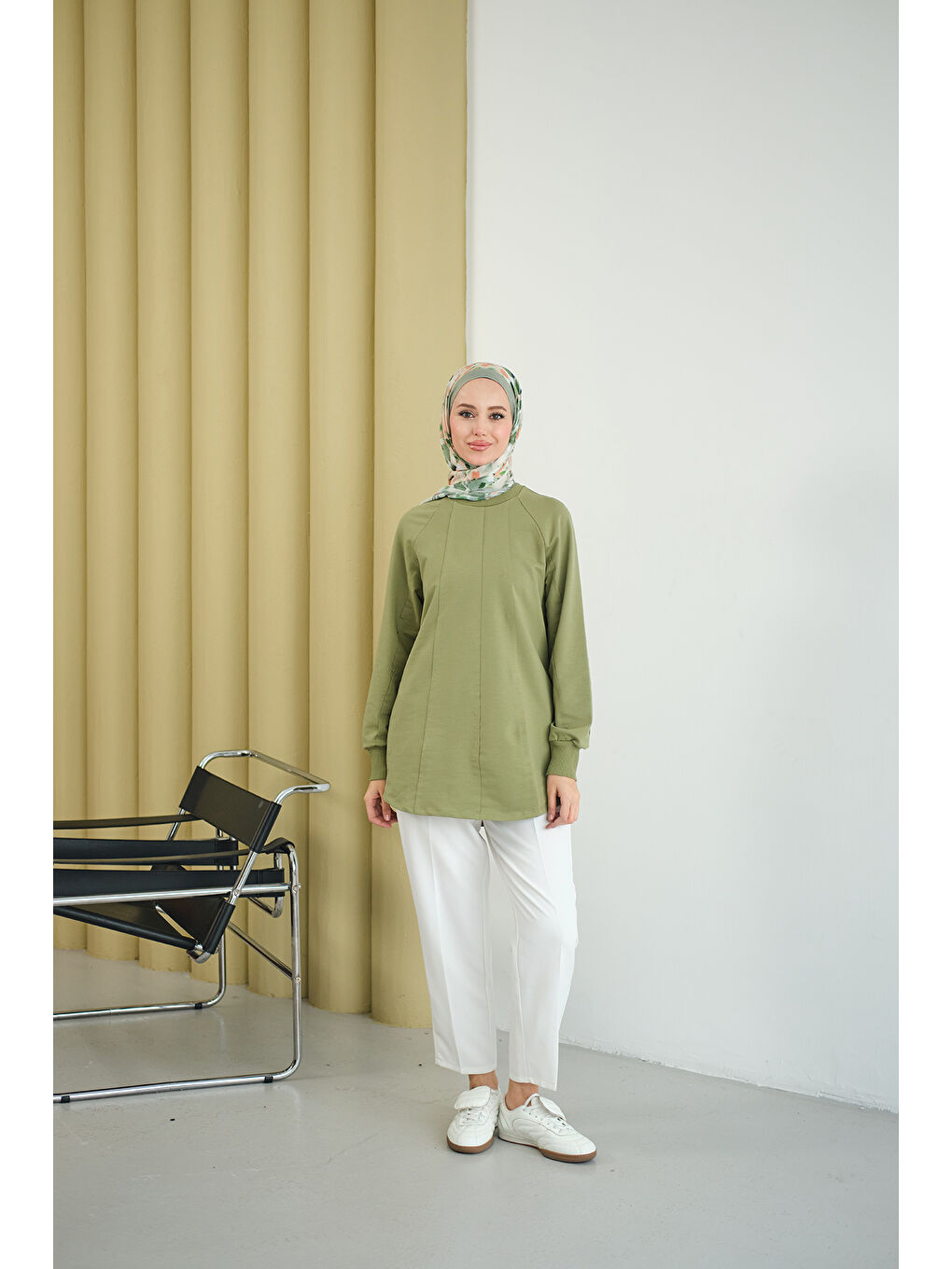 Kadın Dikiş Detaylı Bisiklet Yaka Sweat Yeşil-4