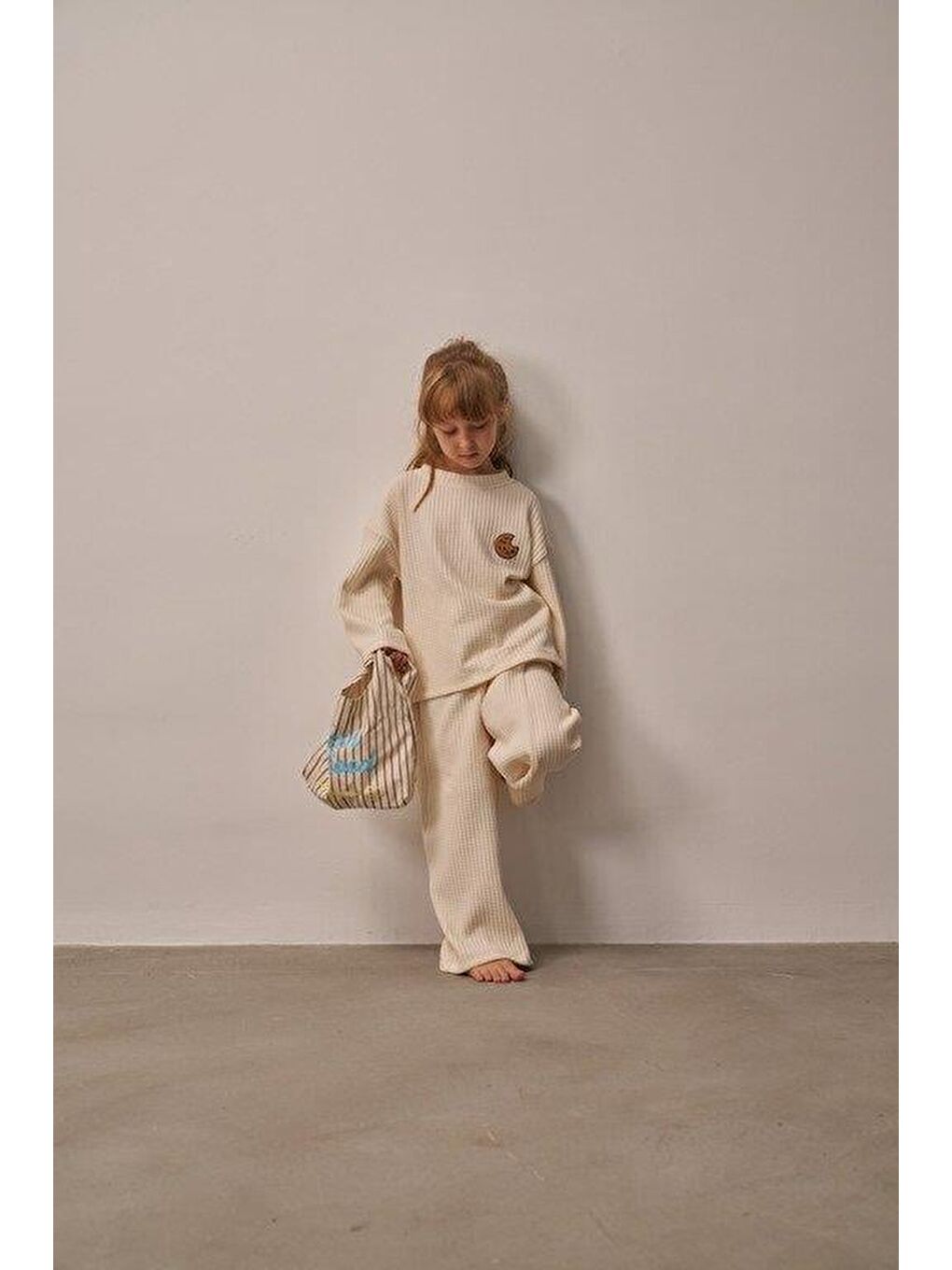 Ekru Krem Cookie Nakışlı Dökümlü Alt Üst Takım-1