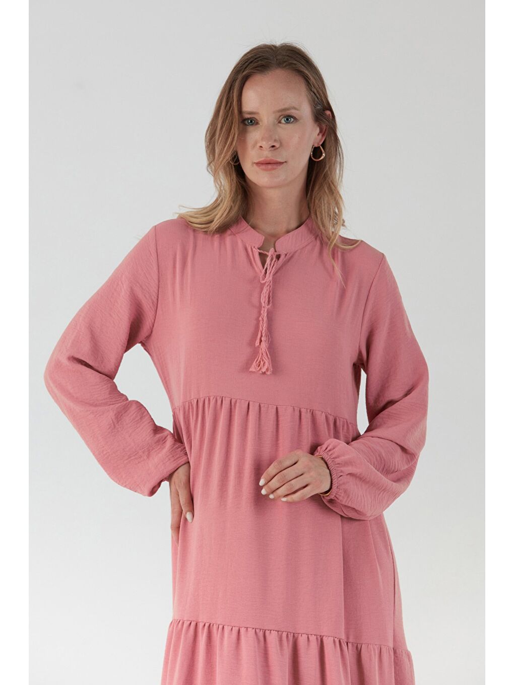 Pembe Fullamodest Yakası Bağlamalı Büyük Beden Elbise-2