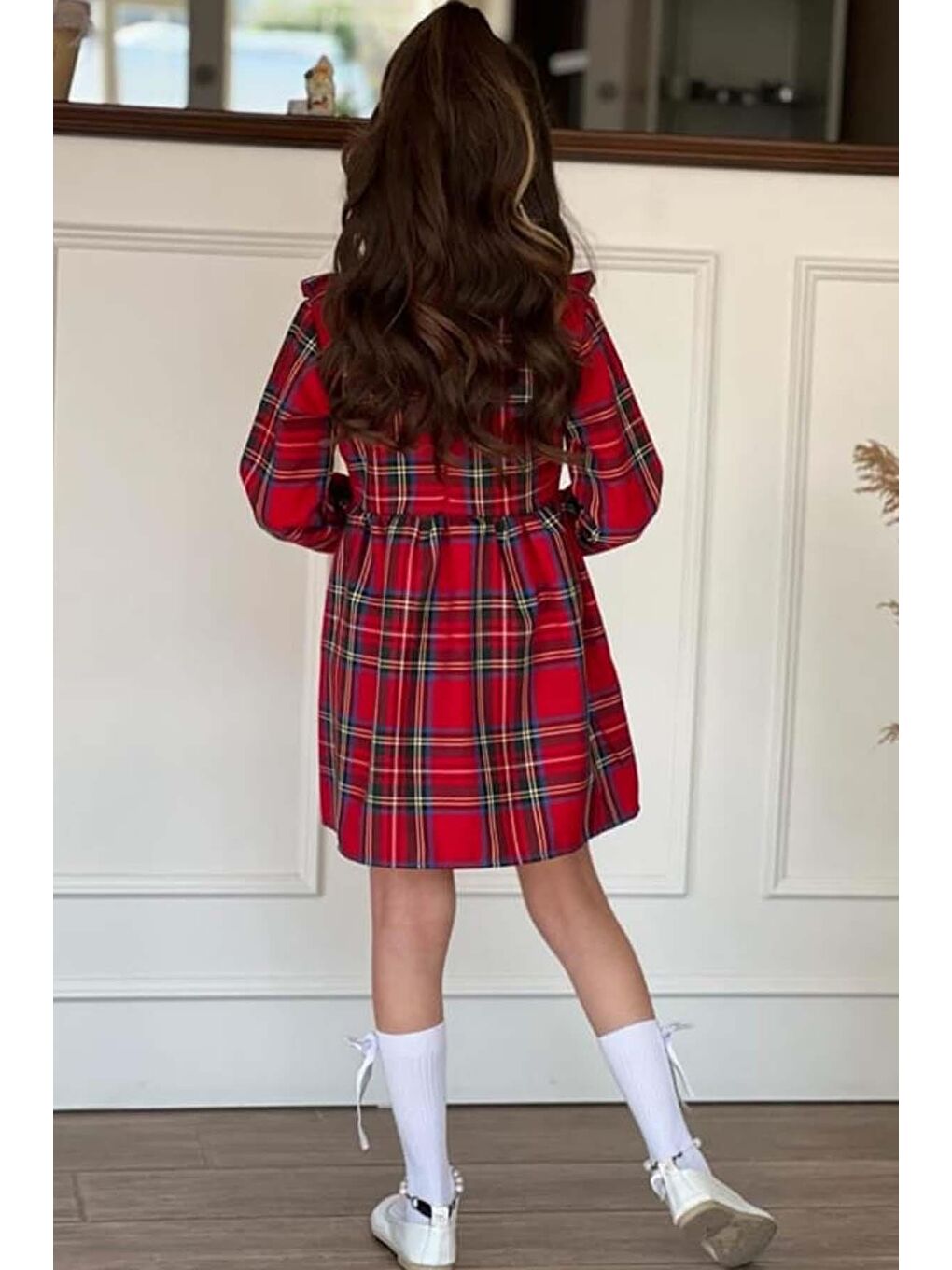 Kız Çocuk Ekose Desenli Fırfır Detaylı Çorap Hediyeli Kırmızı Elbise-1