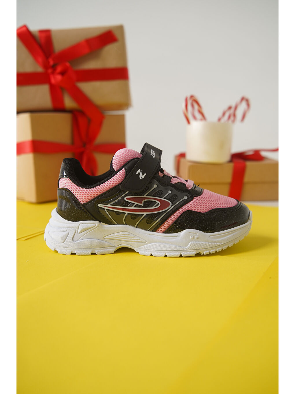 Pembe Tontik Cırtlı Çocuk Unisex Spor Ayakkabı-3