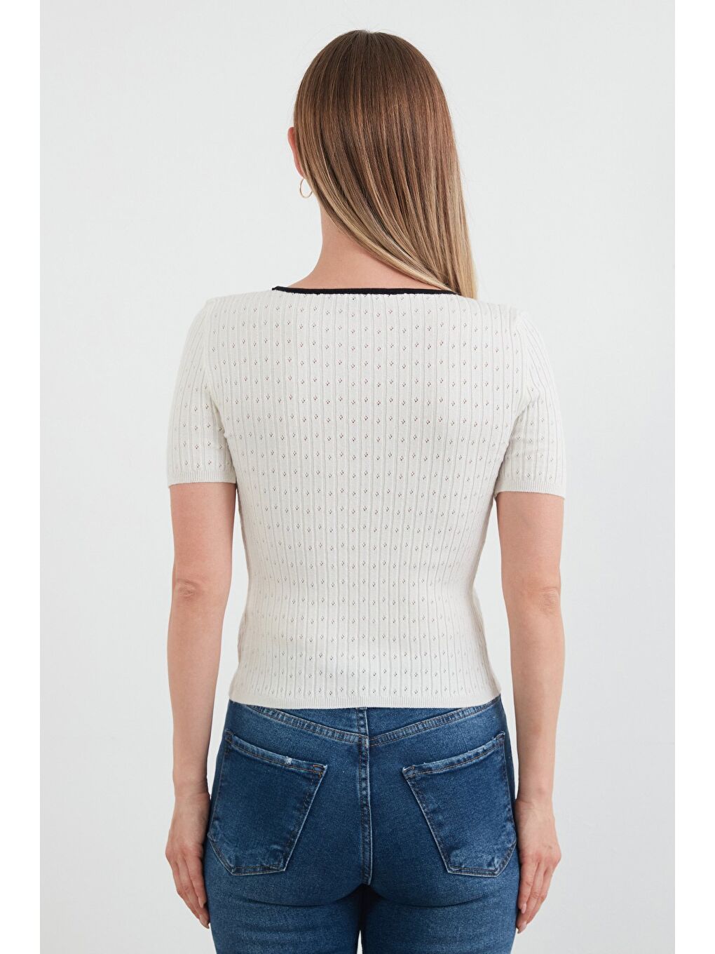 Beyaz Fitilli Bağlamalı Triko Bluz-3