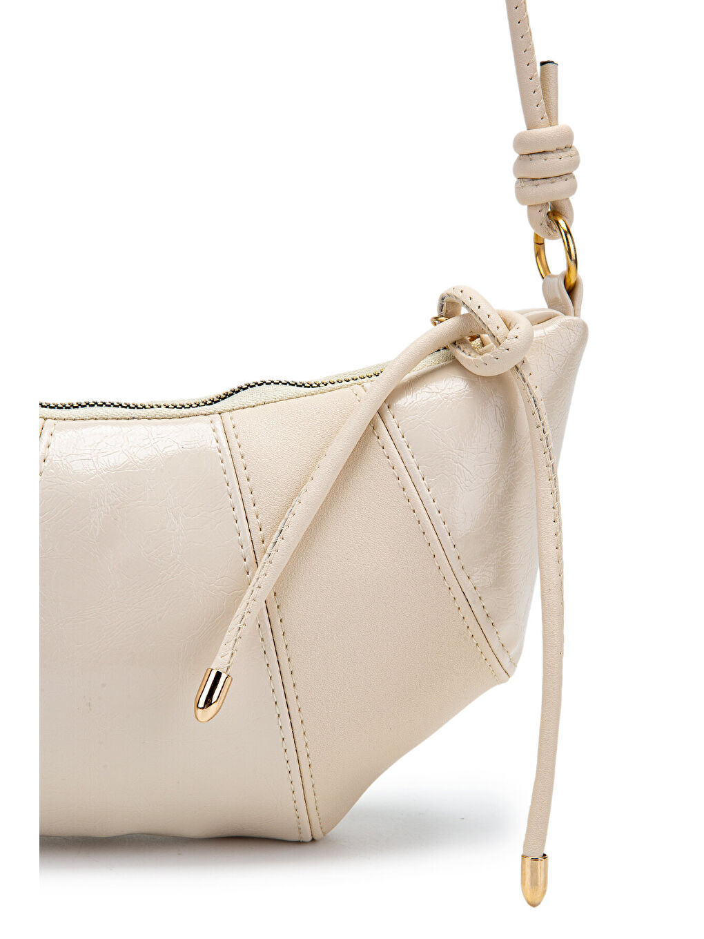 Ekru İp Sarkıt Detaylı Suni Deri Bohem Tarz Wade Kadın Çapraz Çanta Krem-1