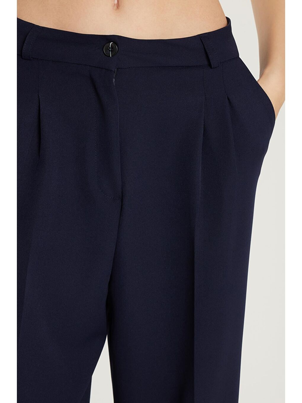 Kadın Regular Fit Pileli İspanyol Paça Lacivert Pantolon-1