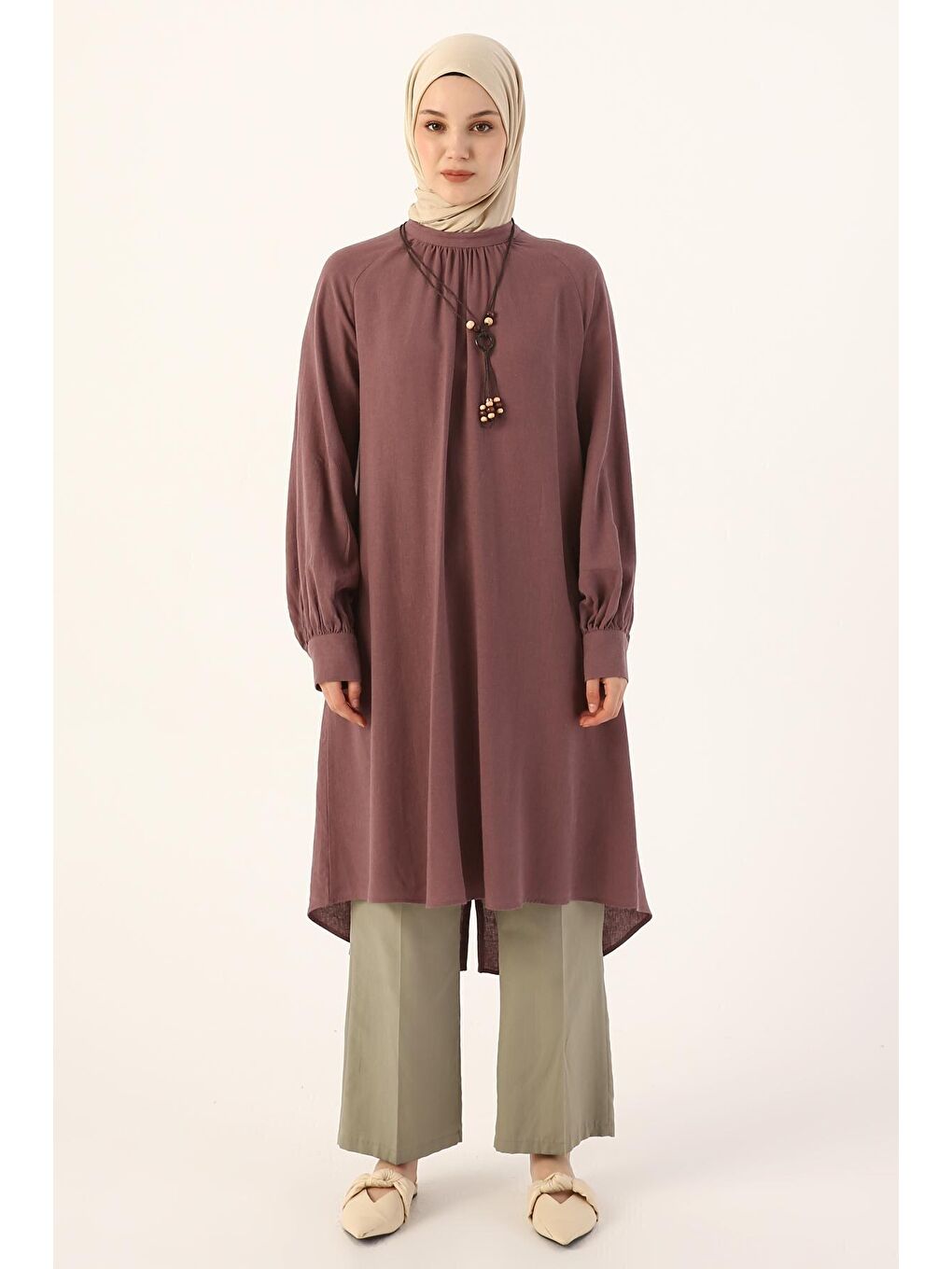 Mor Üzüm Hakim Yaka Kolyeli Viskon Keten Gömlek-1