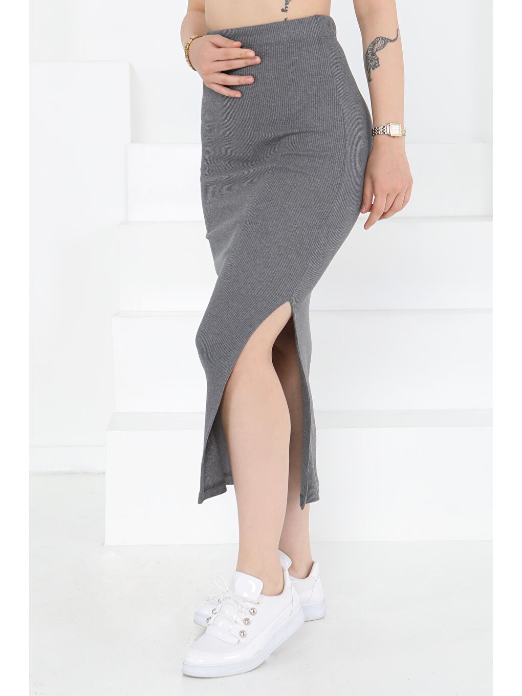 Gri Yırtmaçlı Etek Füme - 27233-1