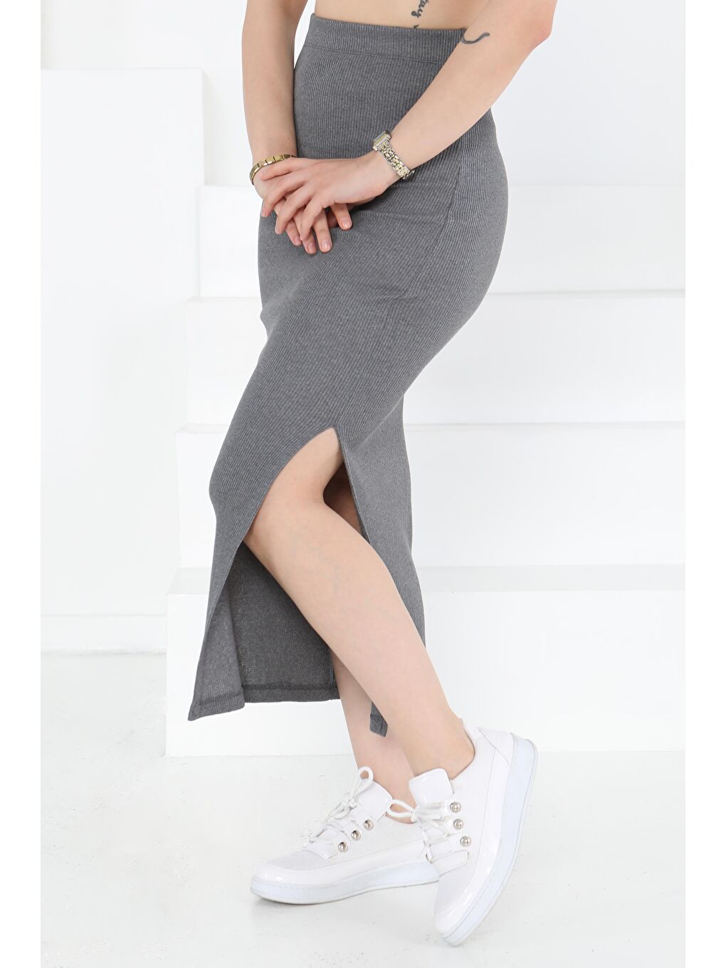 Gri Yırtmaçlı Etek Füme - 27233-2