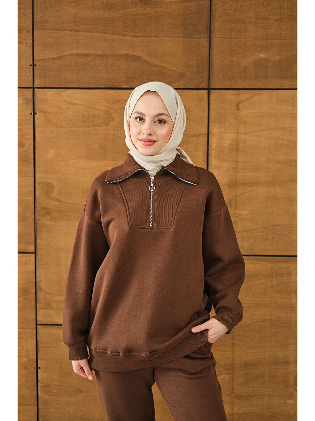 Kadın Yarım Fermuarlı Sweat Kahverengi-2