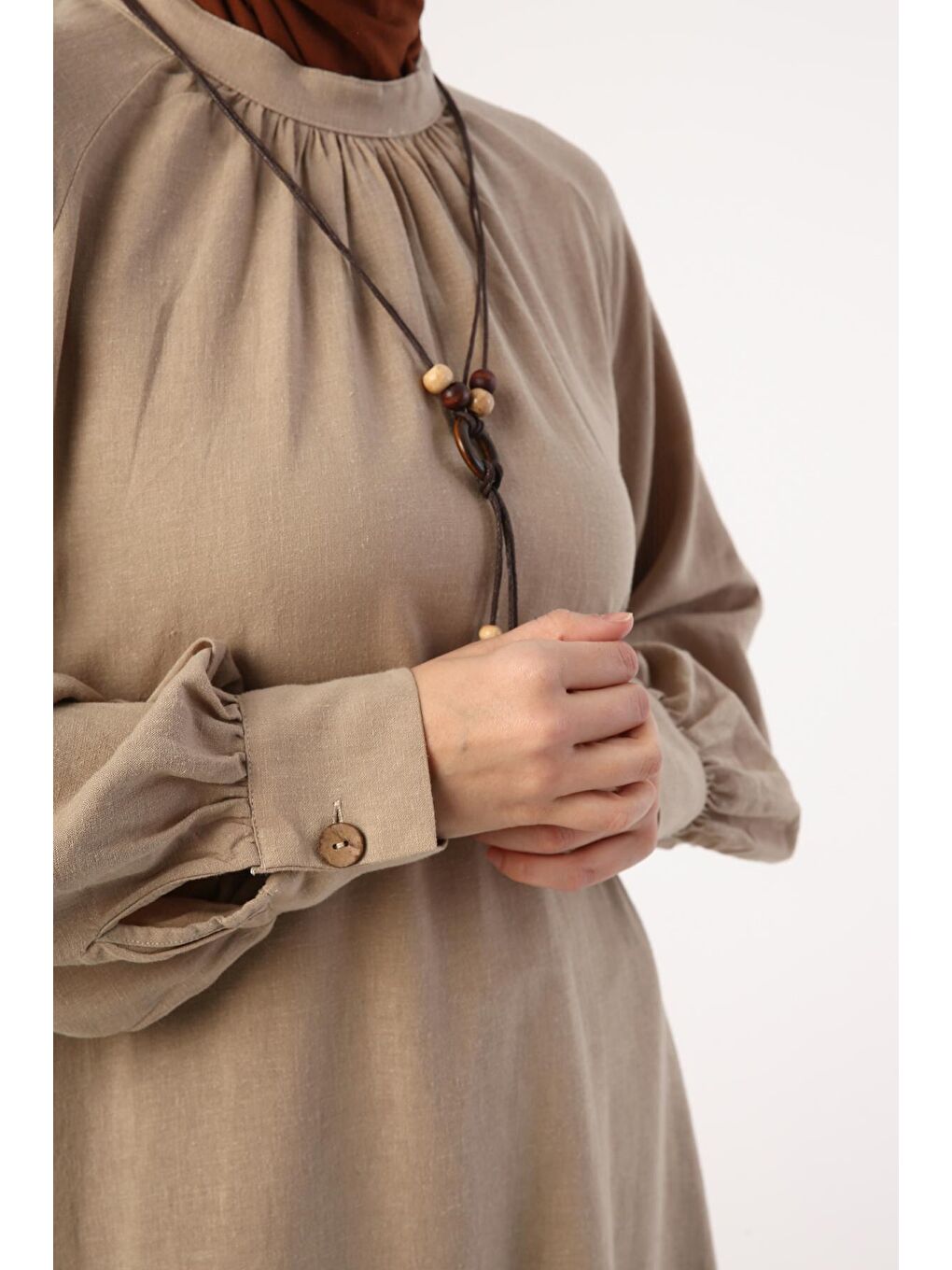 Bej Vizon Hakim Yaka Kolyeli Viskon Keten Gömlek-4