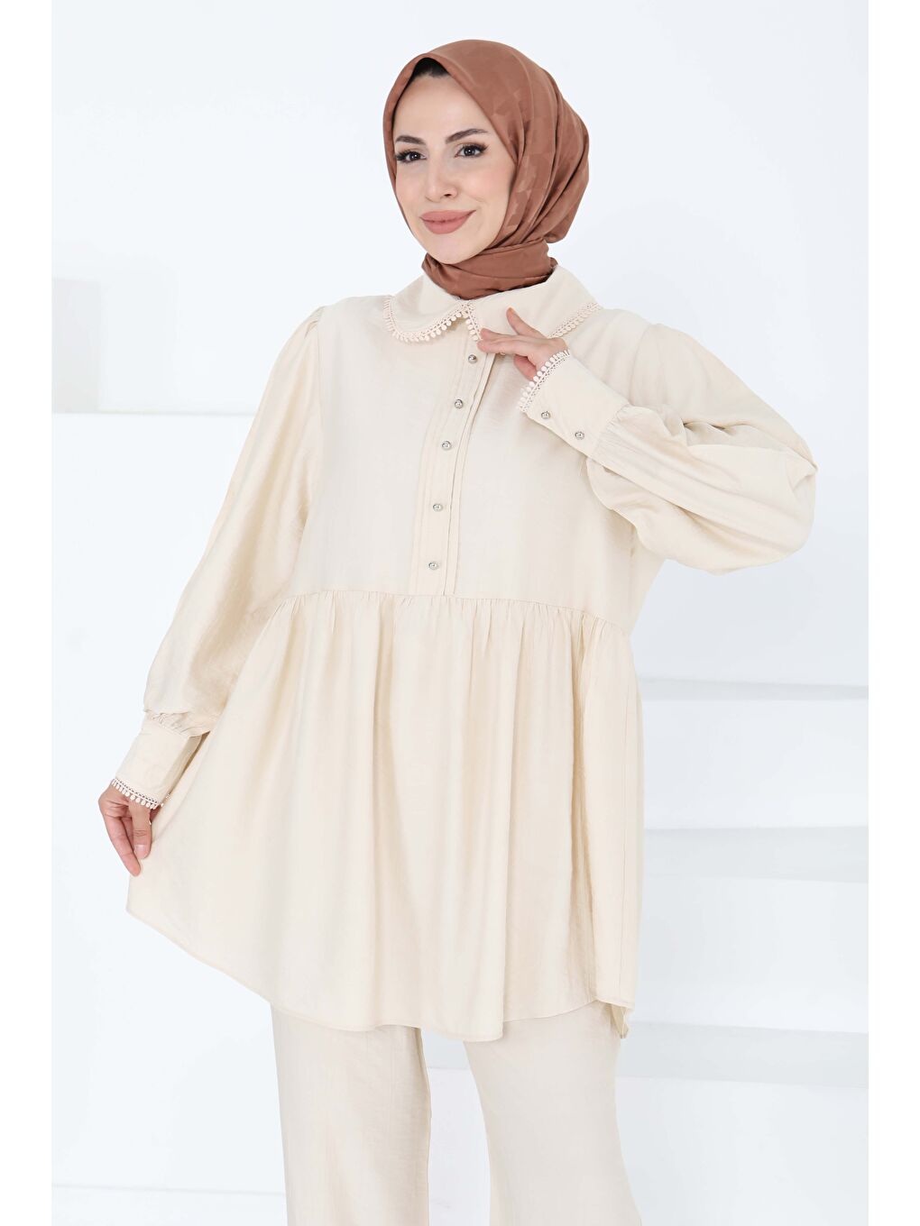 Yaka Detaylı İkili Takım Bej - 27182