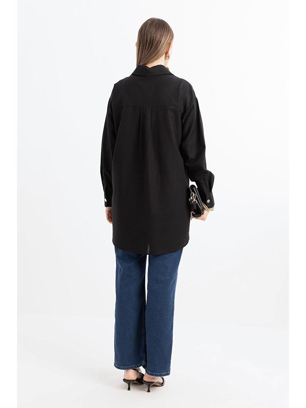 Siyah-Nakışlı Keten Gömlek-2