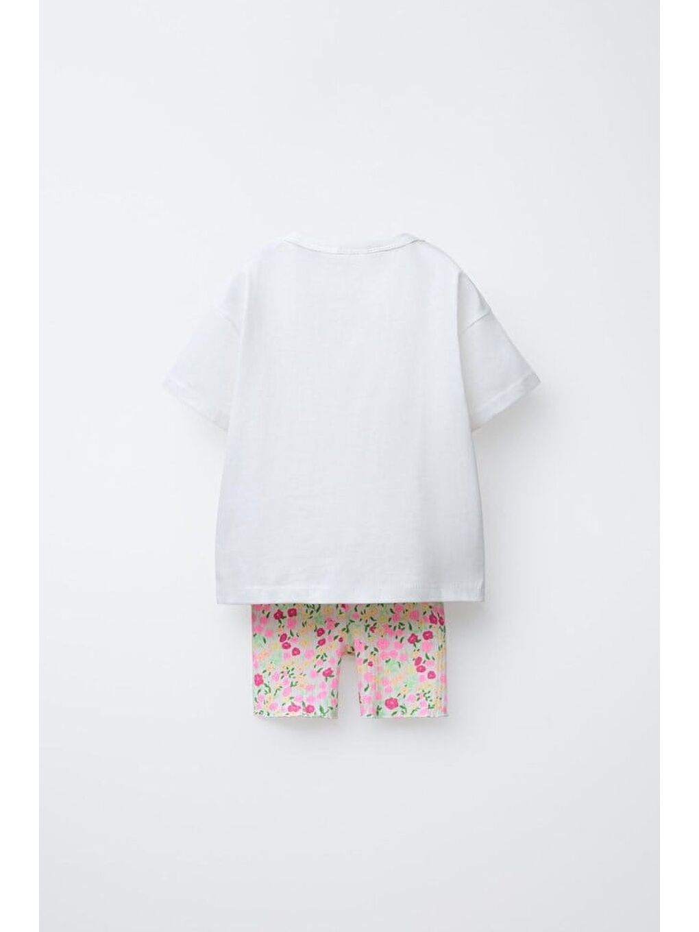 Karışık Kız Çocuk Pamuklu Beyaz Kalp Ve Fiyonklu Fare Baskılı T-Shirt Şort Takım-2