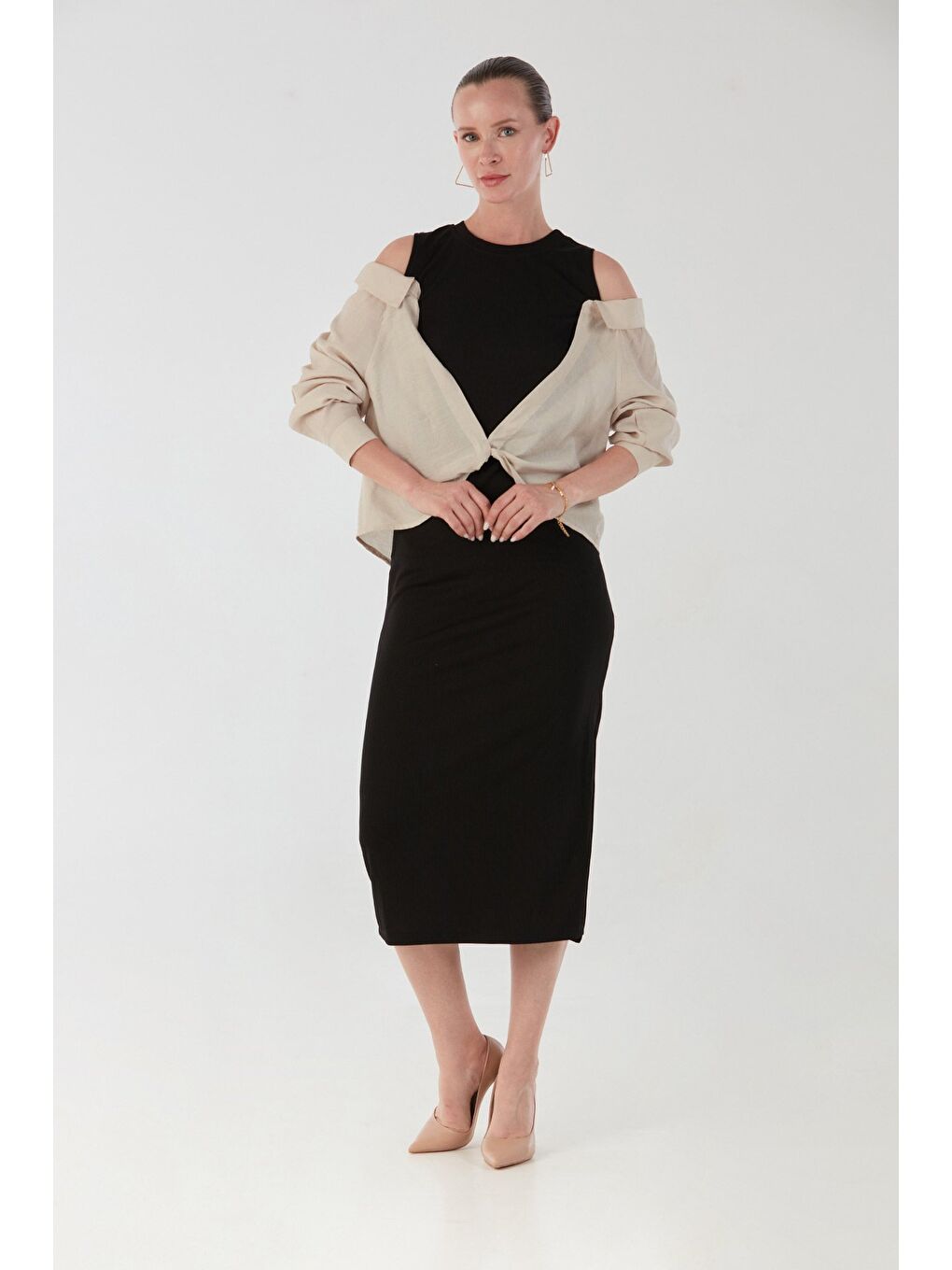 Bej Basic Gömlek Detaylı Yırtmaçlı Elbise-4