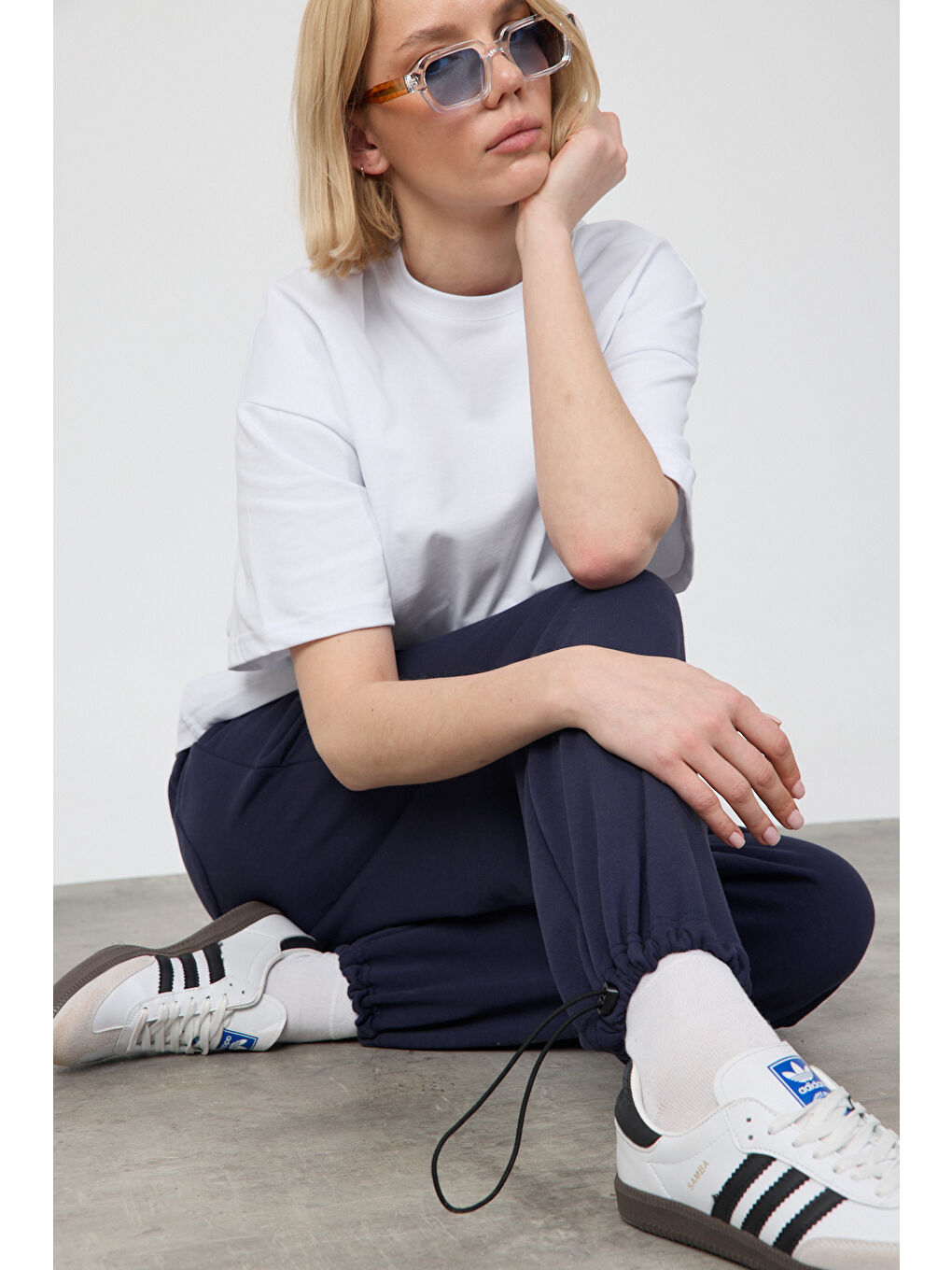 Kadın Blank Lacivert Ayarlanabilir Paça Eşofman Alt-1