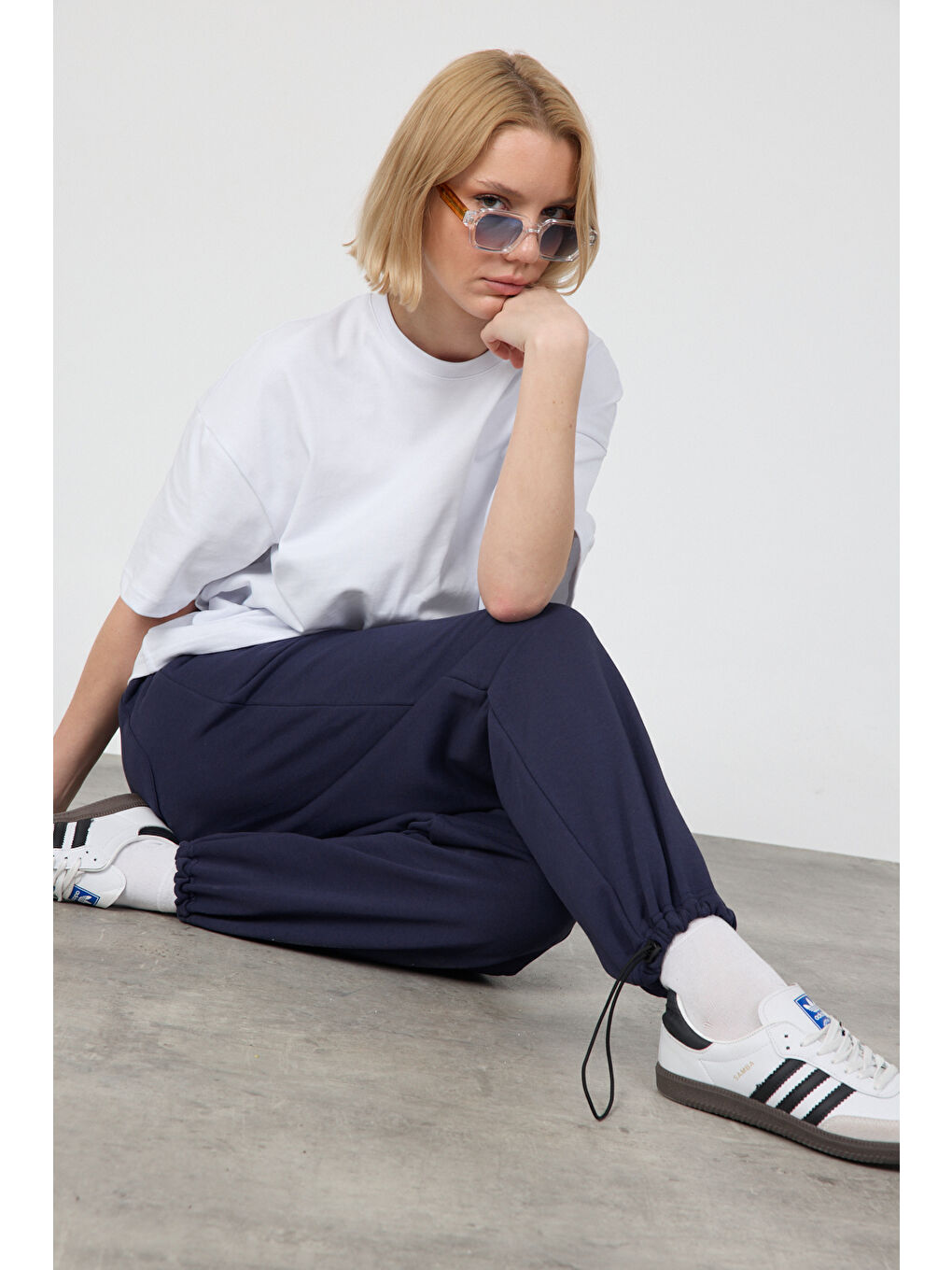 Kadın Blank Lacivert Ayarlanabilir Paça Eşofman Alt-2