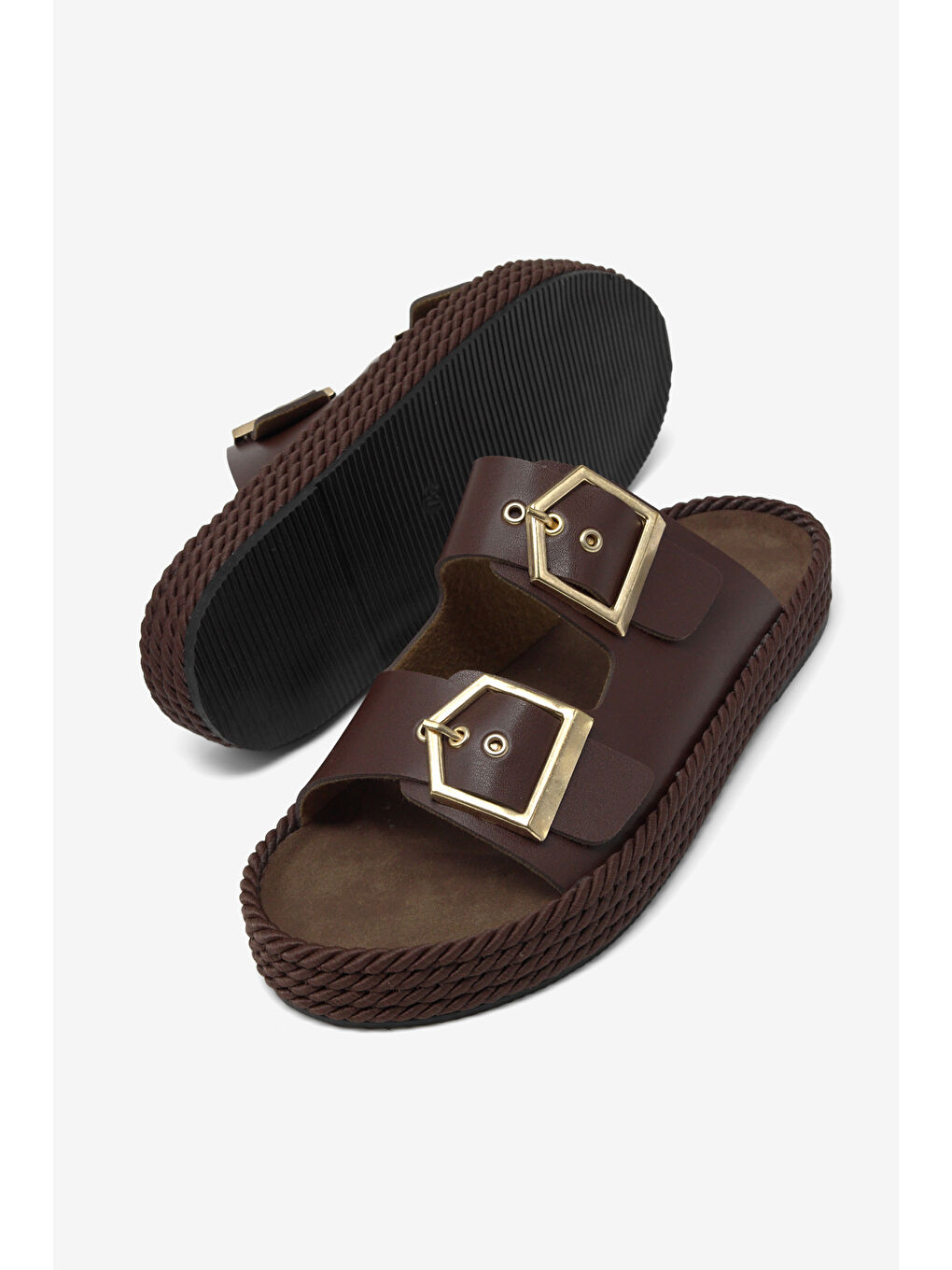 Kahverengi Kadın Kahve Rahat Kalıp Hazır Taban Tokalı Terlik-1