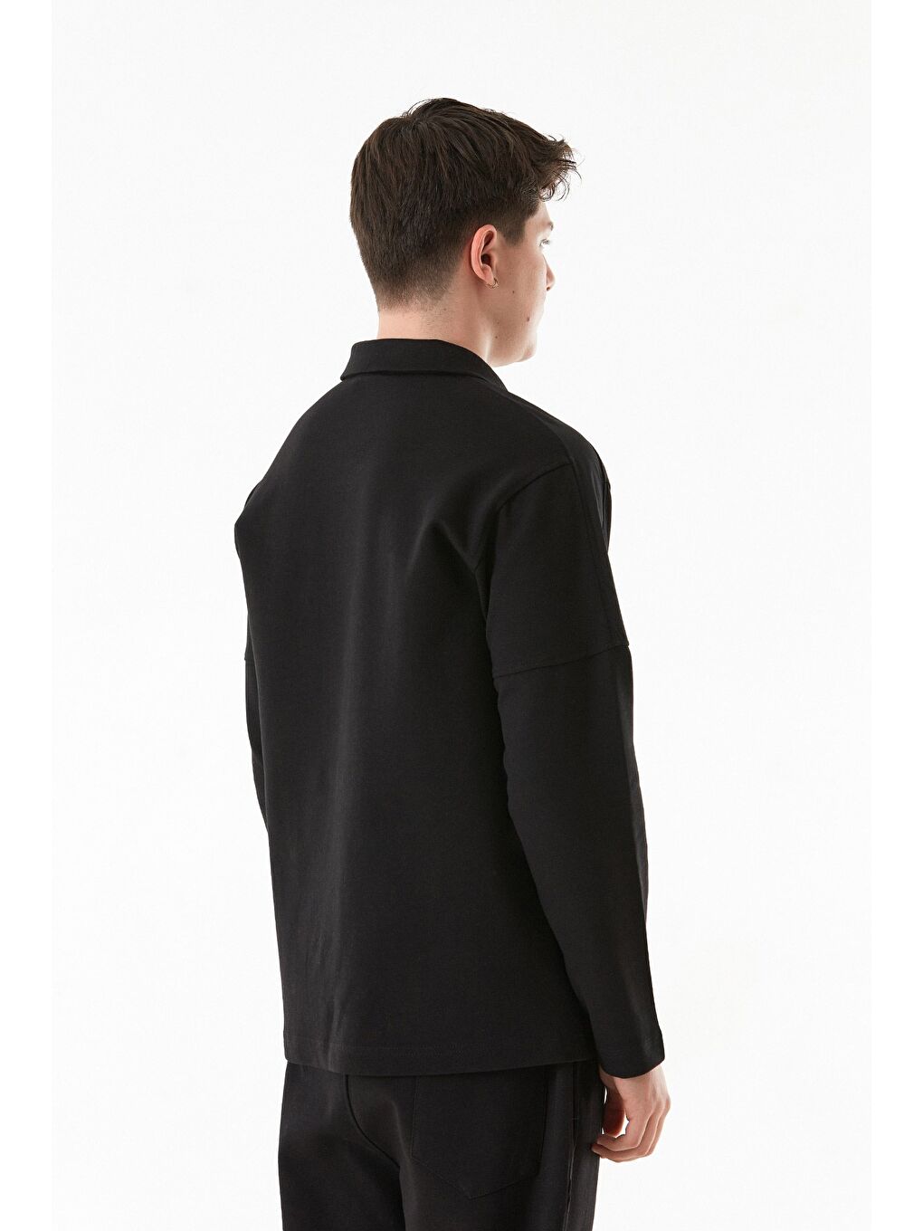 Siyah Basic Gömlek Yaka Düğmeli Sweatshirt-1