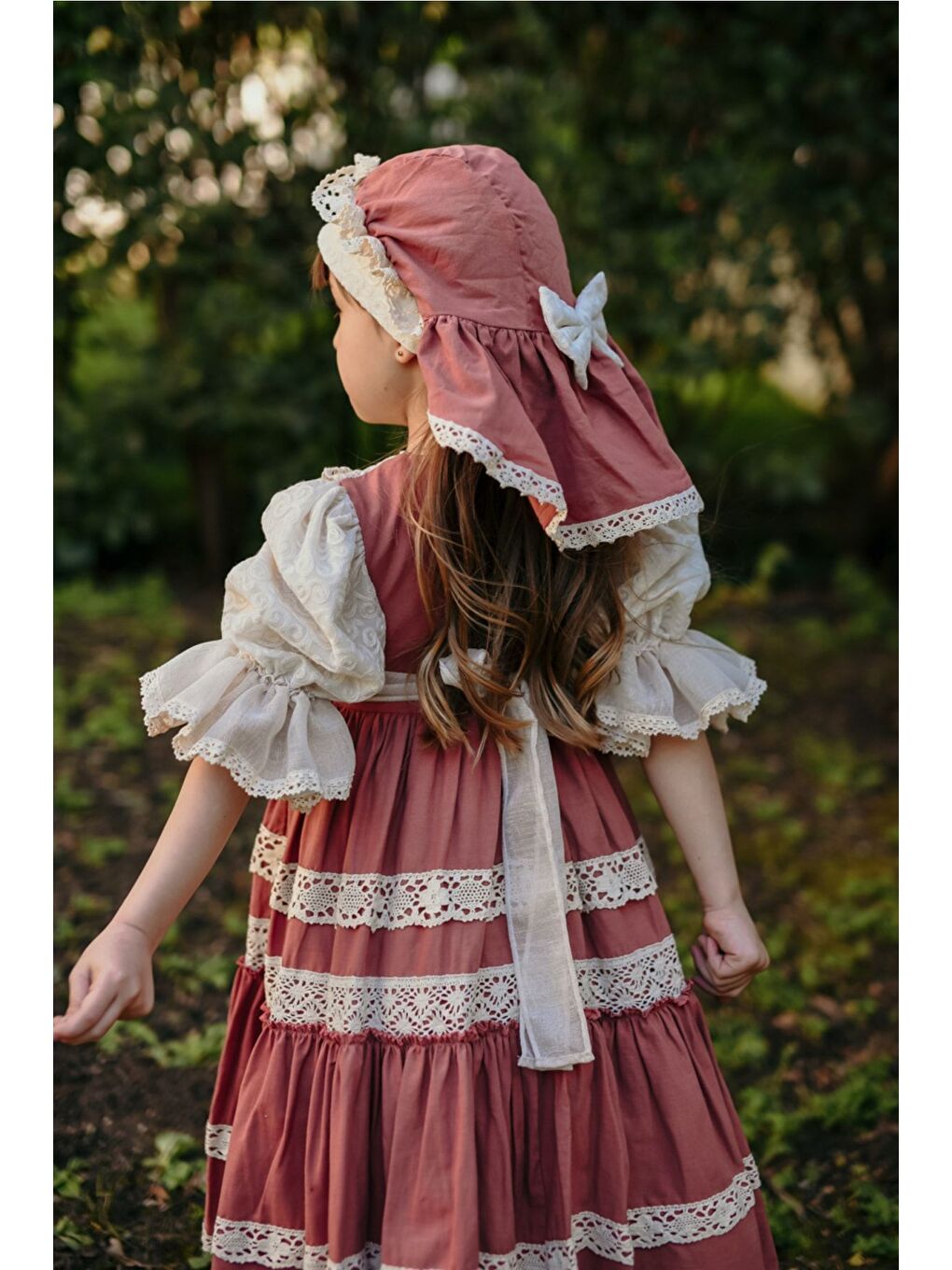 Kahverengi Bandanalı Dantel Detaylı Tasarım Vintage Kız Çocuk Elbise_M2206-1
