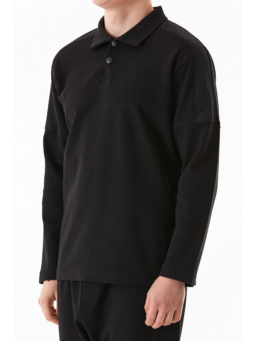 Siyah Basic Gömlek Yaka Düğmeli Sweatshirt-4