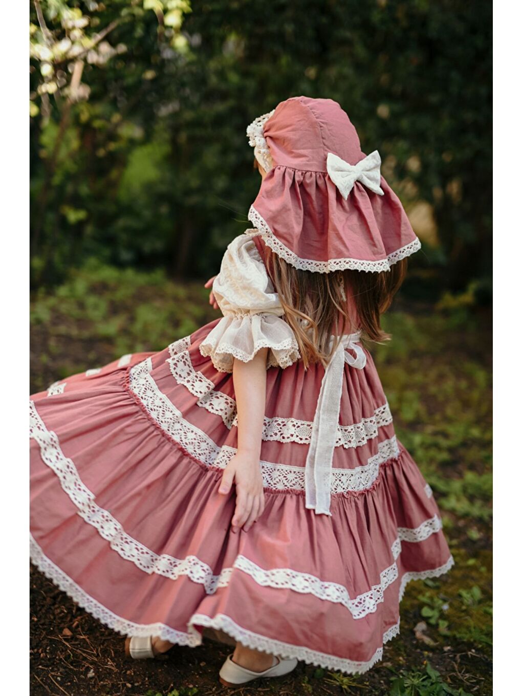 Kahverengi Bandanalı Dantel Detaylı Tasarım Vintage Kız Çocuk Elbise_M2206-5