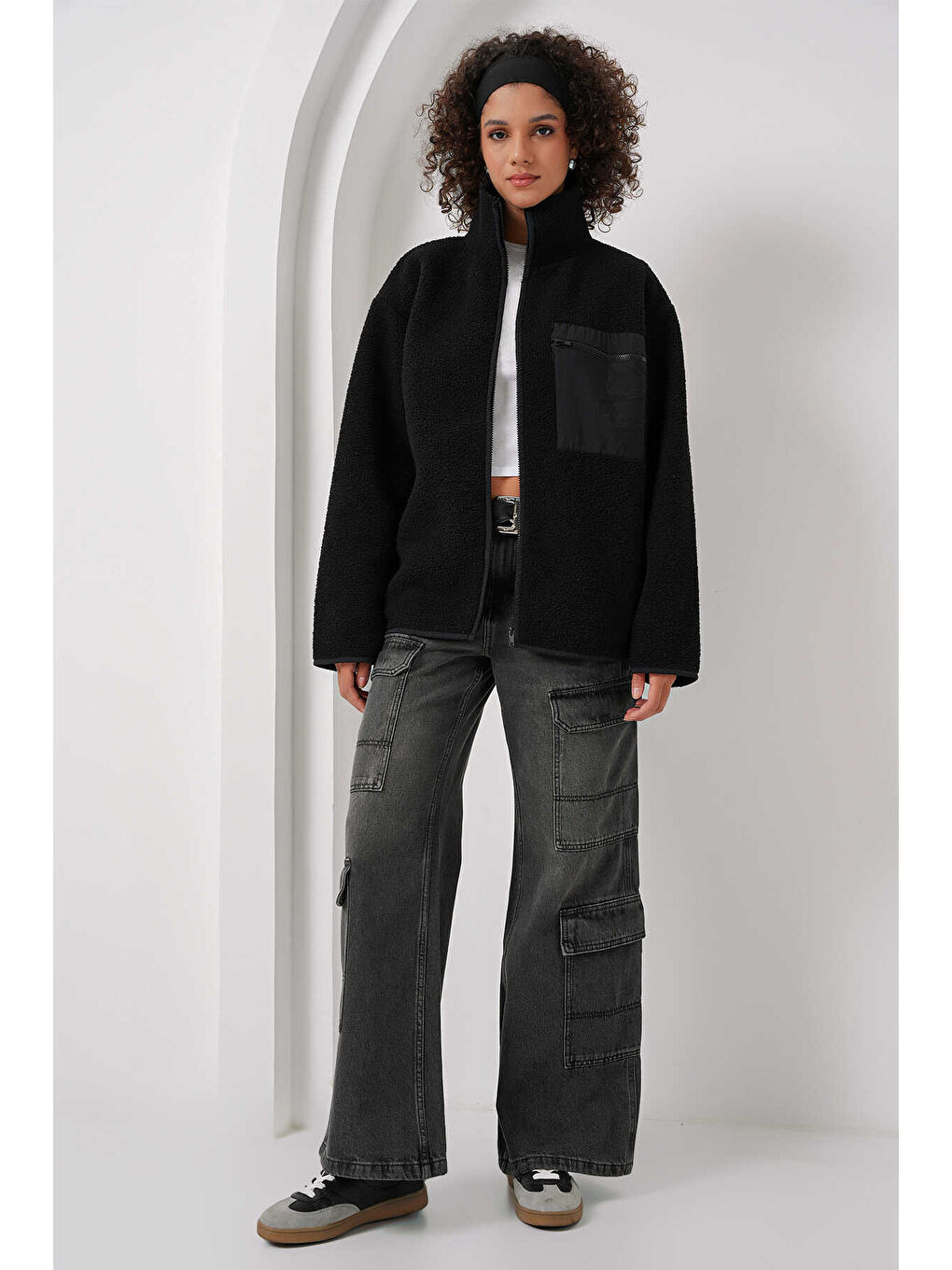 Siyah Kadın Fermuarlı Oversize Pelüş Ceket 55446