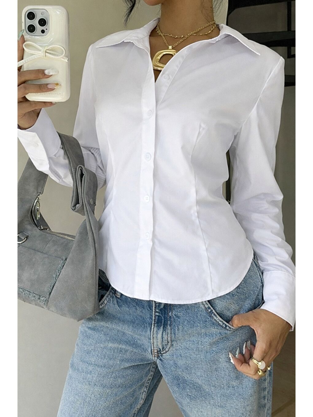 Beyaz Kadın Premium Gömlek Slim Fit Uzun Kollu Ofis Günlük Kombin Basic Klasik Gömlek-5