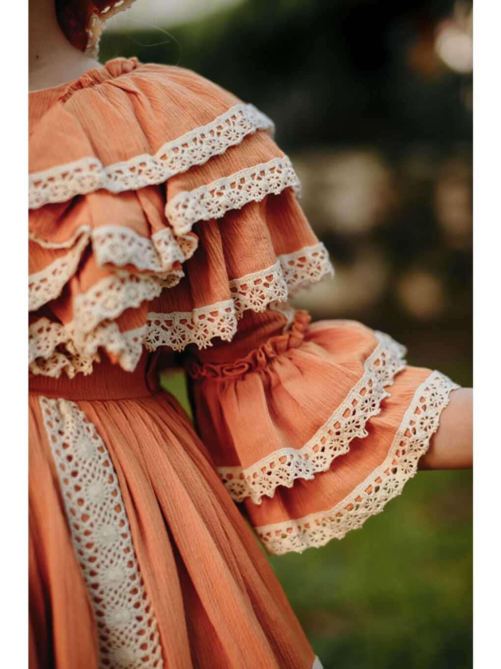 Turuncu Bandanalı Dantel Detaylı Tasarım Vintage Kız Çocuk Elbise_M2206-1