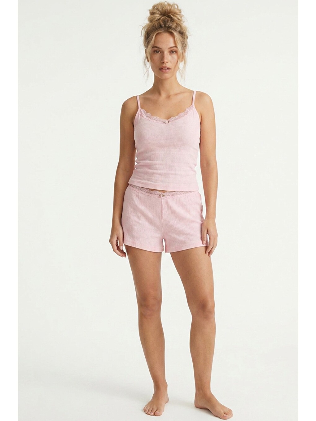 Pembe Bürümcük-krınkıl İp Askılı Şortlu Pijama Takım 8060