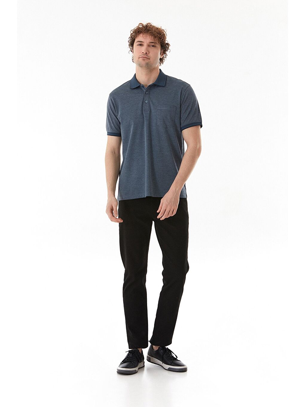 Mavi Cepli Düğmeli Polo Yaka Tişört-3