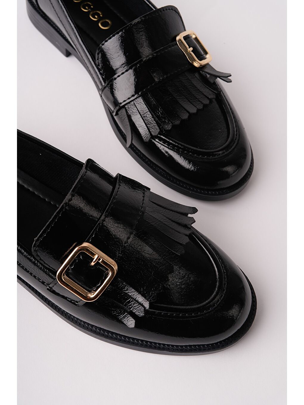 Siyah TASSEL Gold Tokalı Püsküllü Kadın Günlük Loafer Ayakkabı-1