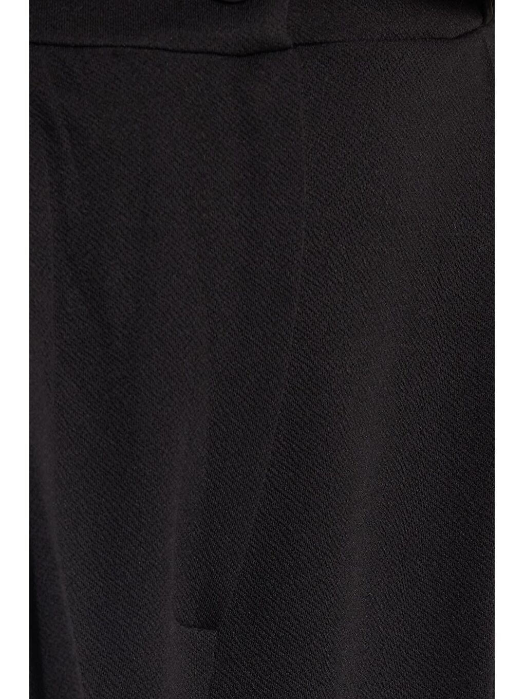 Kadın Regular Fit Klasik Kesim Yüksel Bel Geniş Paça Siyah Pantolon-5