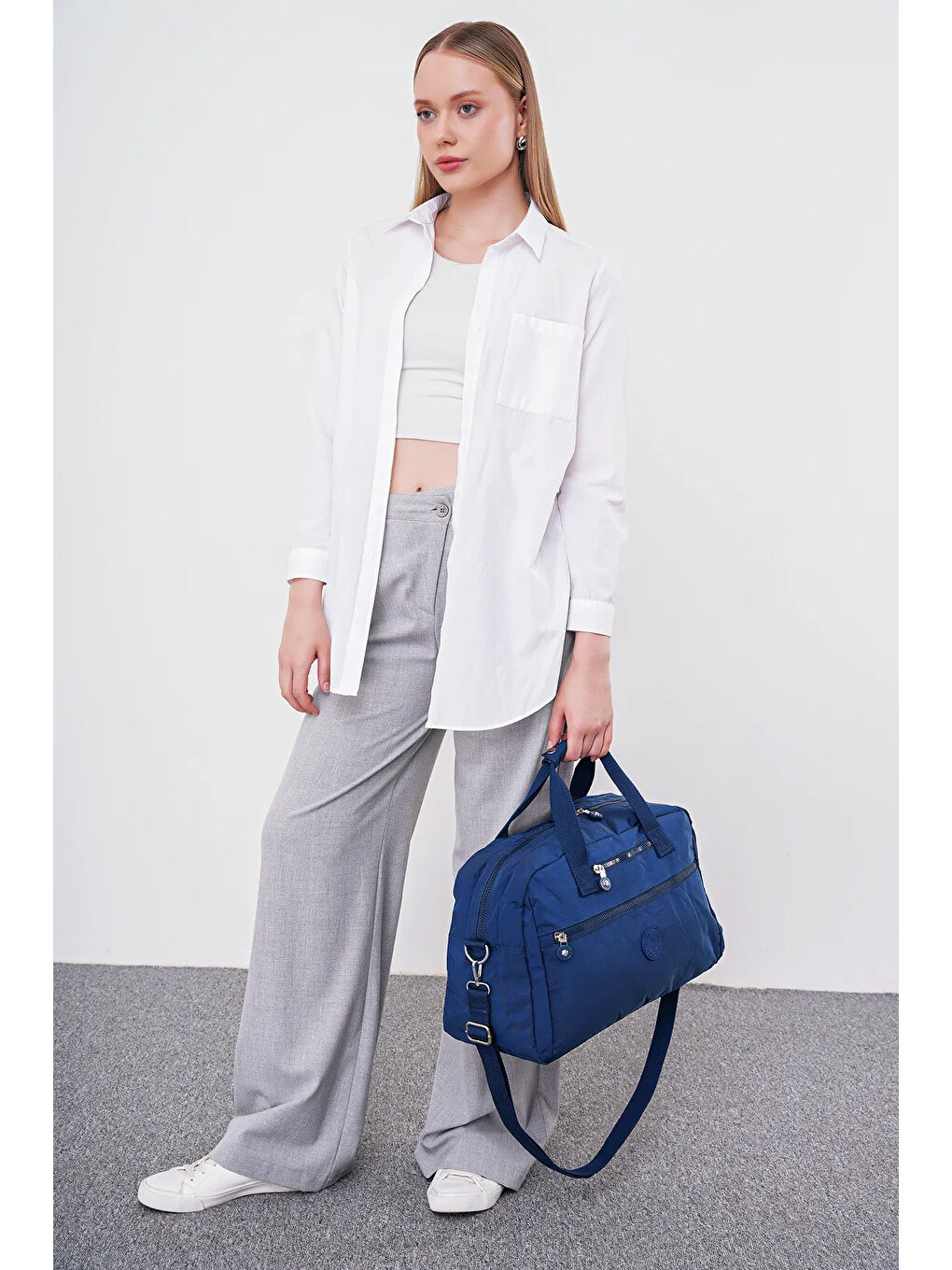 Lacivert Fermuar Detaylı El Çantası BHPC6011-1