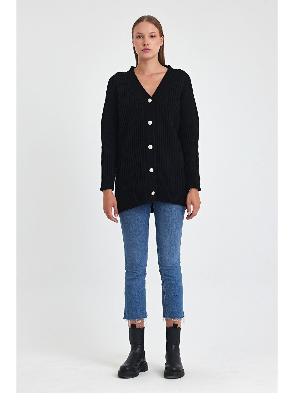 Siyah V Yaka Uzun Kol Önden Düğmeli Casual Oversize Triko Hırka 75 60-5