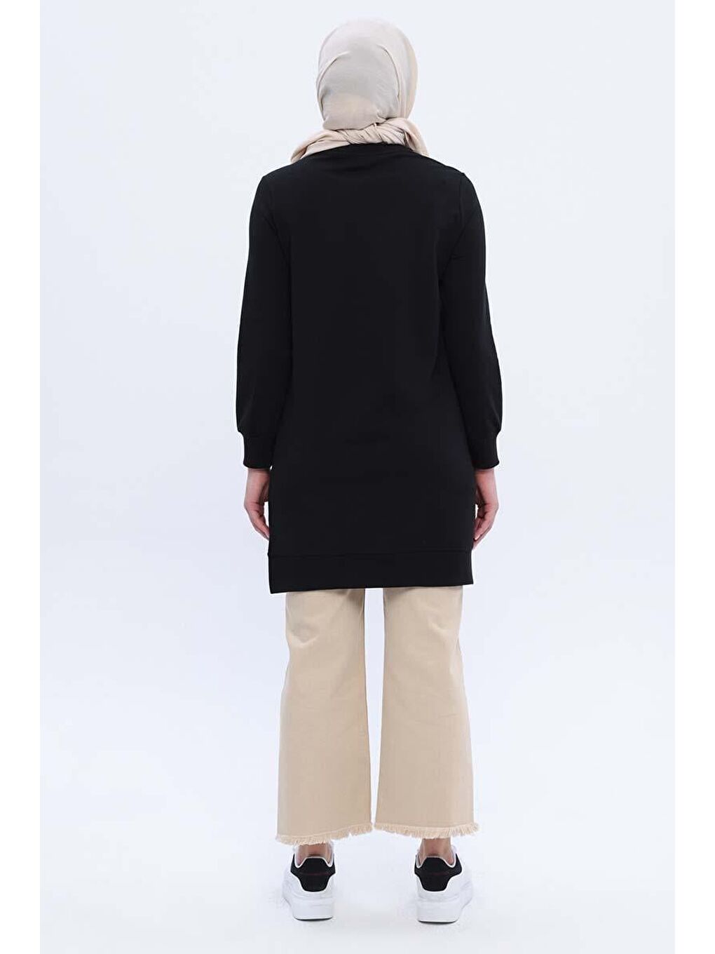 Siyah-Pamuklu Yandan Yırtmaçlı Nakışlı Sweat Tunik-3