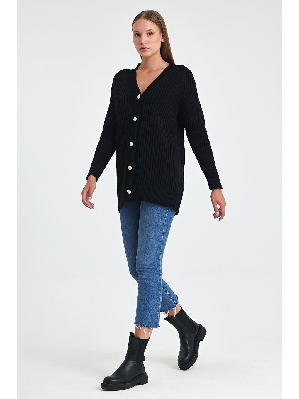 Siyah V Yaka Uzun Kol Önden Düğmeli Casual Oversize Triko Hırka 75 60-6
