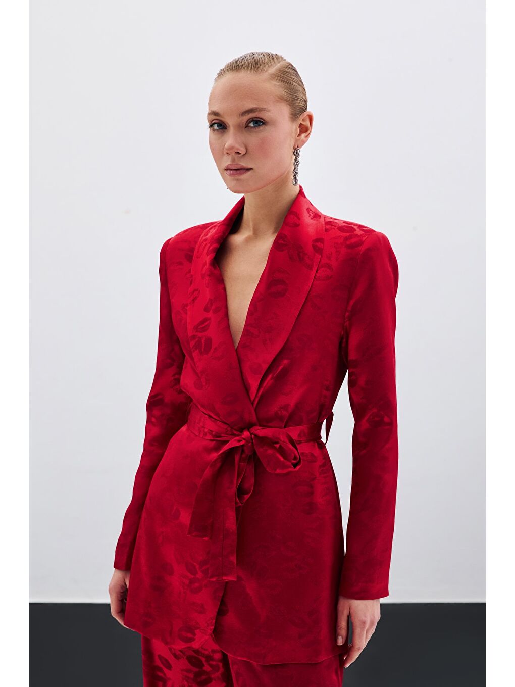 Şal Yaka Kuşaklı Ceket - Kırmızı-3