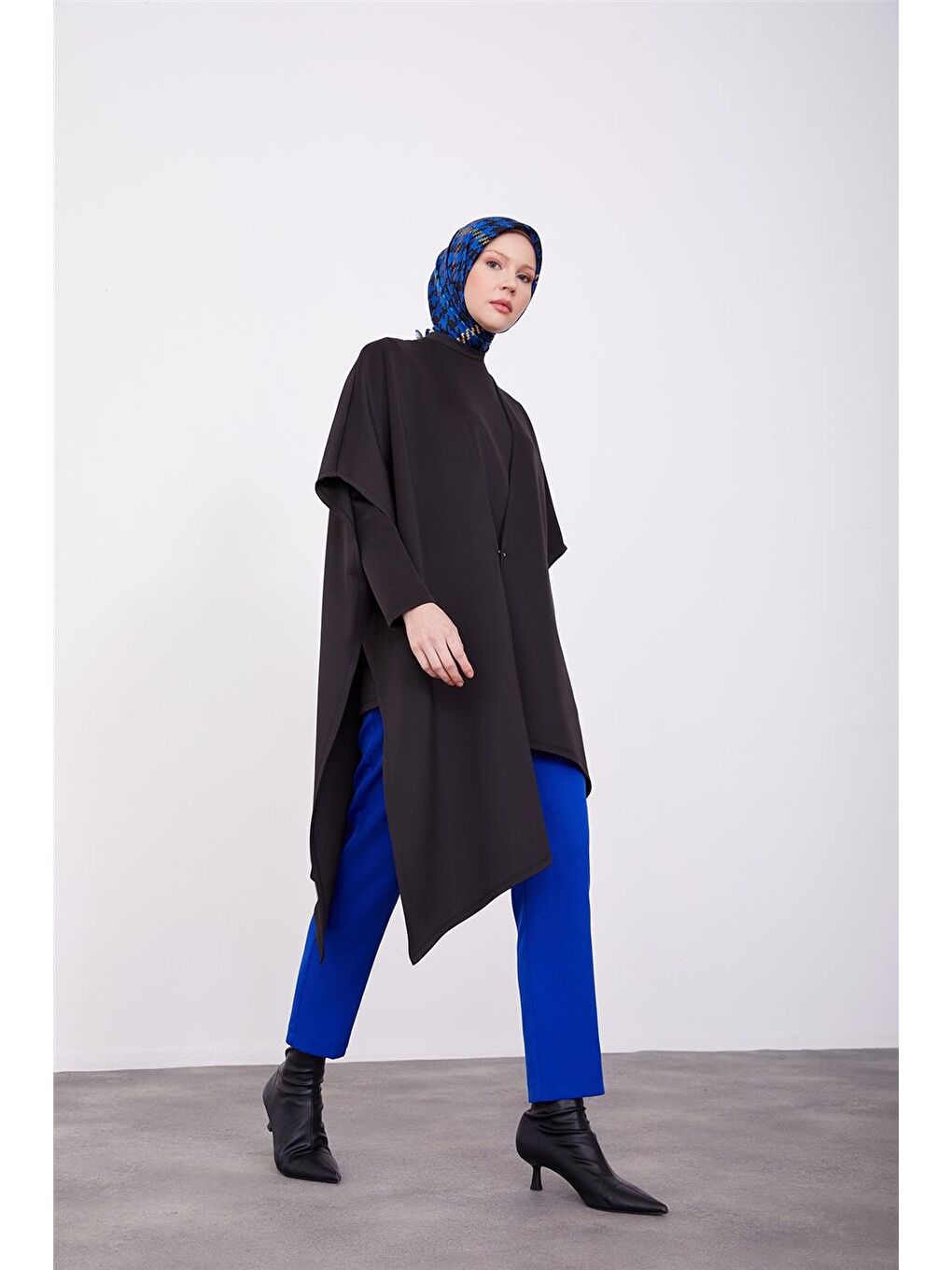 Asimetrik Takım 23K6726 Siyah-1