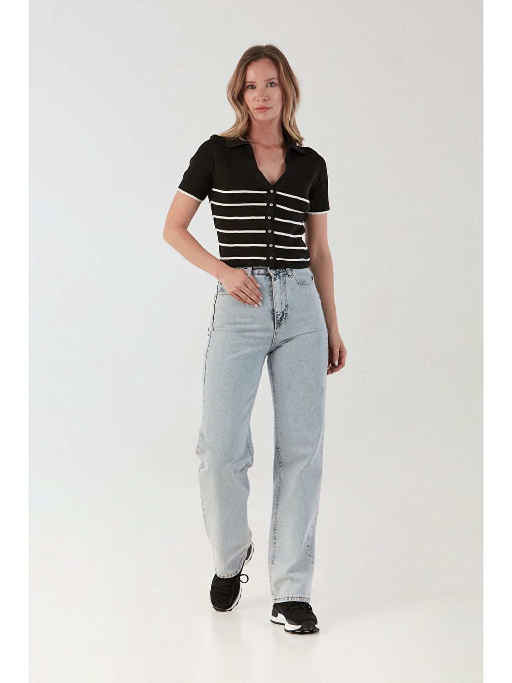 Siyah Çizgili Düğmeli Polo Yaka Triko Bluz-2