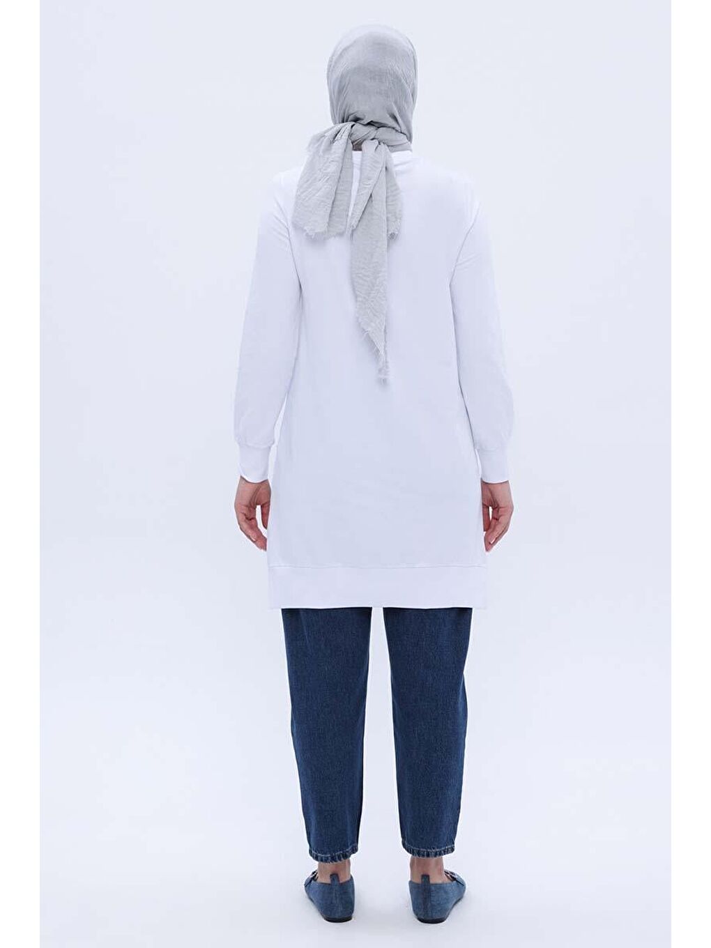 Beyaz-Pamuklu Yandan Yırtmaçlı Nakışlı Sweat Tunik-3